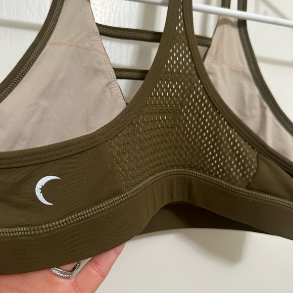 Zyia Army Green Grid Bra - Picture 2 of 4